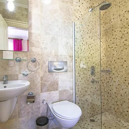 Calis'ta Denize Sifir 8 Kisilik Pearl 8 Fethiye