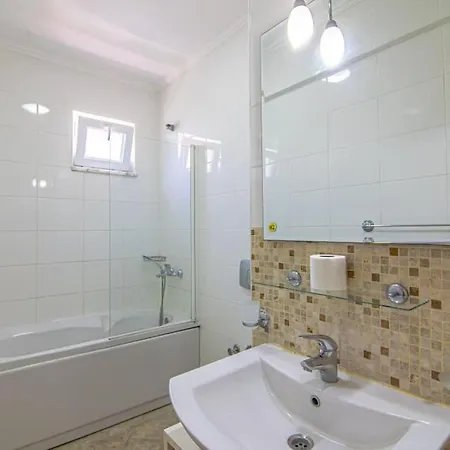 Calis'ta Denize Sifir 8 Kisilik Pearl 8 * Fethiye