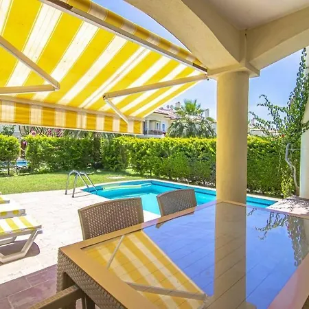 Calis'ta Denize Sifir 8 Kisilik Pearl 8 Fethiye