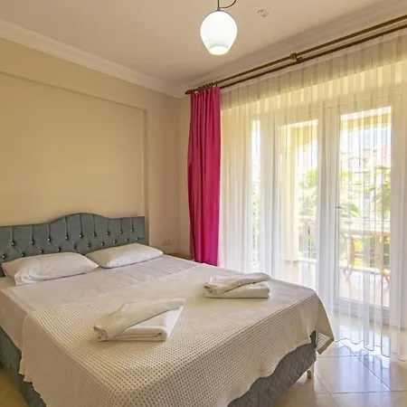 Calis'ta Denize Sifir 8 Kisilik Pearl 8 别墅