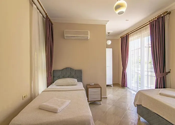 Calis'ta Denize Sifir 8 Kisilik Pearl 8 Villa