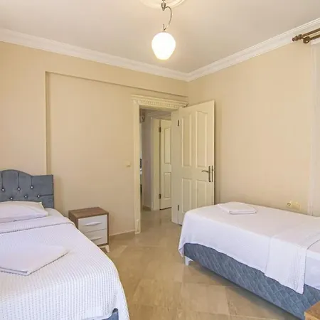 Calis'ta Denize Sifir 8 Kisilik Pearl 8 Vilă Fethiye